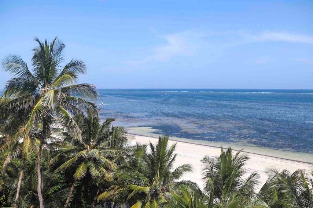 Mombasa Vacations Beach Studio B11 Екстер'єр фото